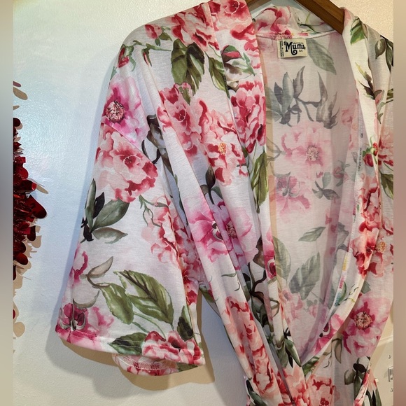 Show Me Your Mumu Women’s Garden of Blooms Brie Robe Pink Floral Boho Beach - Picture 4 of 7